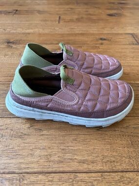 Merrell Hut Moc 2 Slip On Moccasin Shoes Quilted Slippers Mauve Women's Size 6